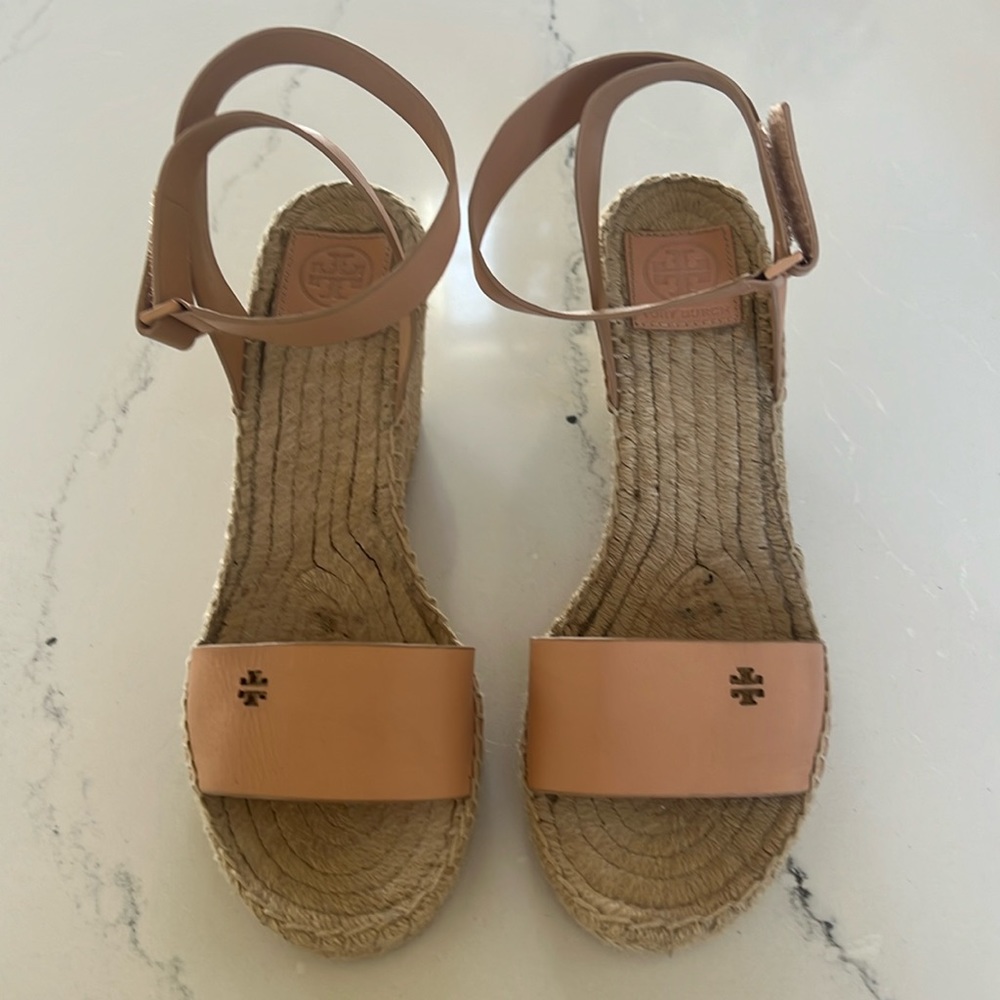Tory burch Nude wedge